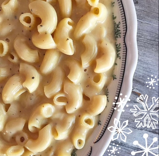 https://www.scoopcharlotte.com/wp-content/uploads/2020/12/MacandCheese_holiday.jpg